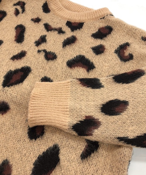 SHEENA(シーナ)の「レオパード柄ふわふわモヘアタッチニット(ニット/セーター・レディース・ブルー/グリーン/オフホワイト/キャメル・M)」の18枚目の写真