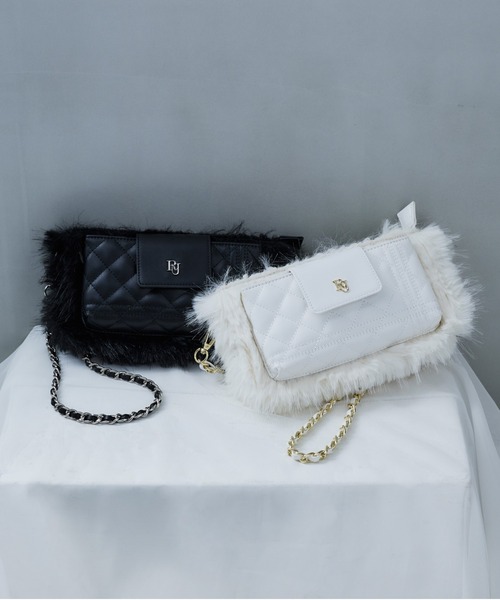 Riu（リウ）の「Fur quilting phone bag（ショルダーバッグ）」 - WEAR