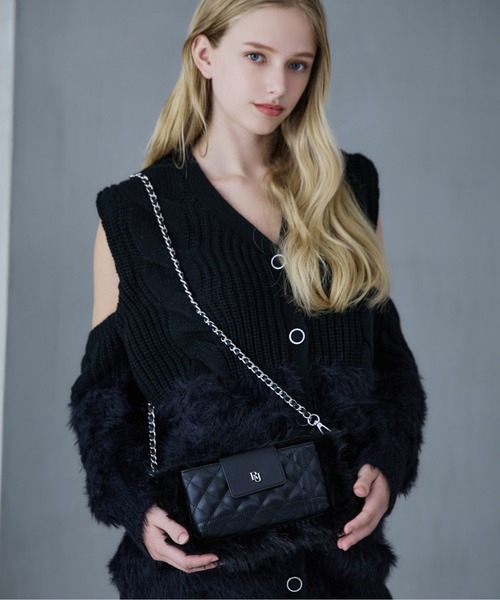Riu（リウ）の「Fur quilting phone bag（ショルダーバッグ）」 - WEAR