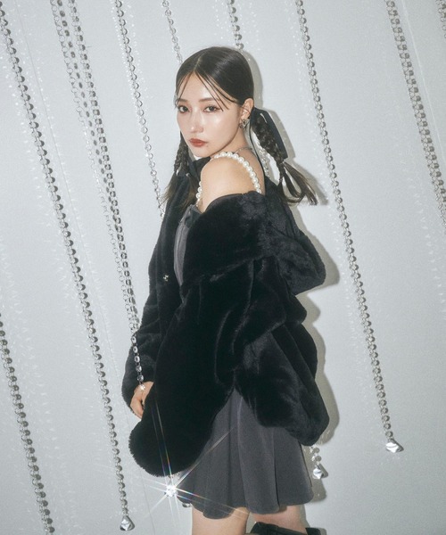 ANDGEEBEE(アンジービー)の「UNISEX エコファーパーカー(その他アウター・レディース・ホワイト/ブラック・FREE)」の20枚目の写真