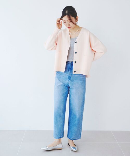 le.coeur blanc（ルクールブラン）の「スムースアミワイドシルエットVカーデ（カーディガン/ボレロ・レディース・ネイビー/オフホワイト/ライトピンク・38）」の9枚目の写真