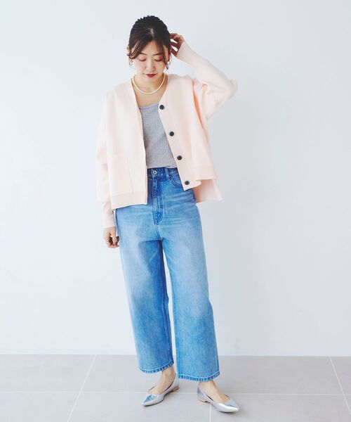 le.coeur blanc（ルクールブラン）の「スムースアミワイドシルエットVカーデ（カーディガン/ボレロ・レディース・ネイビー/オフホワイト/ライトピンク・38）」の14枚目の写真