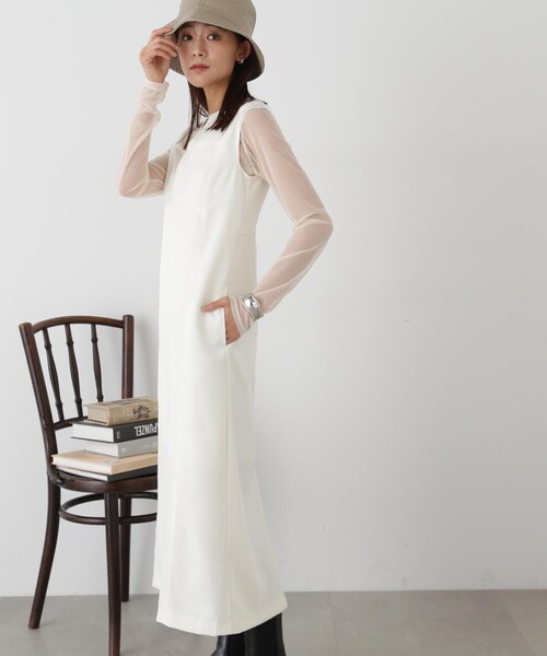 N.（N. Natural Beauty Basic）（エヌエヌナチュラルビューティーベーシック）の「◆ビスチェ切替Ｉラインジャンパースカート（ジャンパースカート・レディース・ライトブルー/オフホワイト/ワンウォッシュ・MEDIUM）」の17枚目の写真