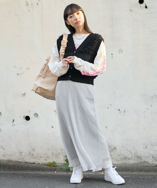 FREAK'S STORE（フリークスストア）の「シアーラメ プリーツスカート（スカート・レディース・シルバー/ブラック/ピンク・ﾌﾘ-）」の6枚目の写真