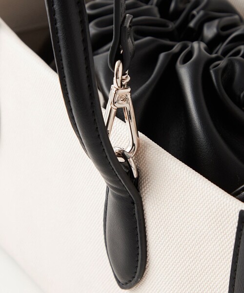 green label relaxing（グリーンレーベルリラクシング）の「トリム レクタングル 3WAY バッグ（ショルダーバッグ・レディース・ブラック/ブラウン・FREE）」の16枚目の写真