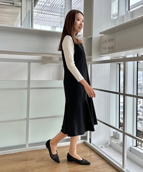 couture brooch（クチュールブローチ）の「◆【オフィス／学校行事にも】Vネック裾フレアジャンスカ（ワンピース・レディース・ライトグレー/ブラック・36/38/40/42）」の6枚目の写真