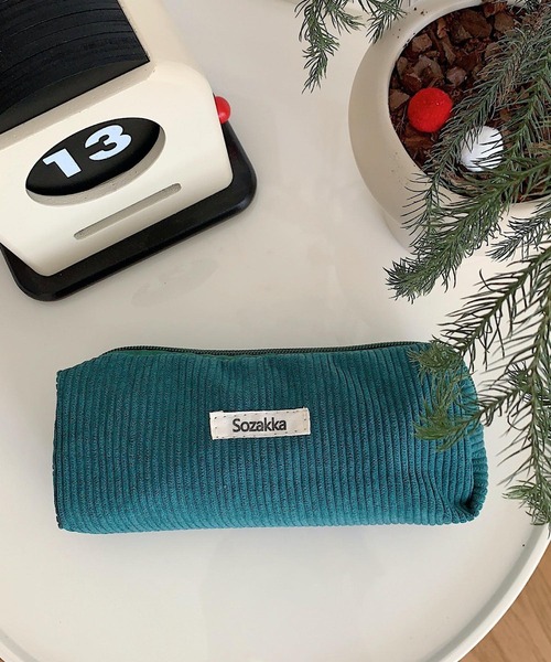 TONE SELECT GOODS（トーンセレクトグッズ）の「urbanfemine./コーデュロイペンケース・ポーチ U7224（ポーチ・レディース・グレー/ブルー/ベージュ/パープル/イエロー/ホワイト/ピンク/グリーン/ダークグリーン/ブラック/ブラウン・FREE）」の6枚目の写真