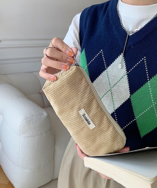 TONE SELECT GOODS（トーンセレクトグッズ）の「urbanfemine./コーデュロイペンケース・ポーチ U7224（ポーチ・レディース・グレー/ブルー/ベージュ/パープル/イエロー/ホワイト/ピンク/グリーン/ダークグリーン/ブラック/ブラウン・FREE）」の13枚目の写真