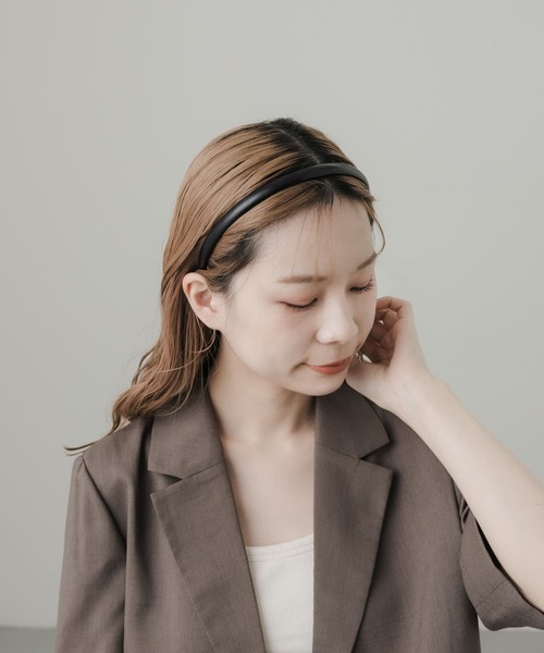 SMELLY(スメリー)の「フェイクレザーカチューシャ(カチューシャ・レディース・ブラック・-)」の9枚目の写真