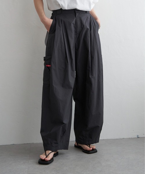 Dickies（ディッキーズ）の「Dickies ディッキーズ ダンプカーゴパンツ（カーゴパンツ・レディース・ブラック/ブルー/ベージュ系その他・M）」の2枚目の写真