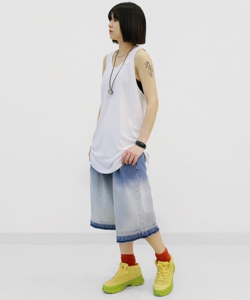 minsobi（ミンソビ）の「レイヤードロングタンクトップ（タンクトップ・メンズ・ブラック/ホワイト・FREE）」の15枚目の写真