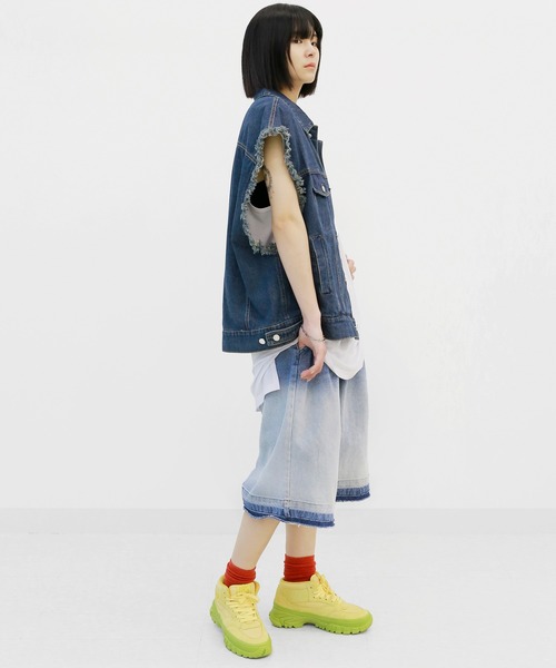 minsobi（ミンソビ）の「レイヤードロングタンクトップ（タンクトップ・メンズ・ブラック/ホワイト・FREE）」の19枚目の写真