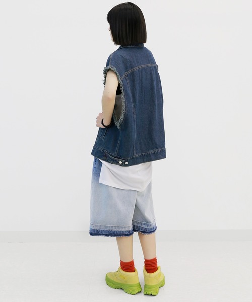 minsobi（ミンソビ）の「レイヤードロングタンクトップ（タンクトップ・メンズ・ブラック/ホワイト・FREE）」の21枚目の写真