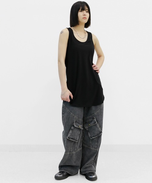 minsobi（ミンソビ）の「レイヤードロングタンクトップ（タンクトップ・メンズ・ブラック/ホワイト・FREE）」の4枚目の写真