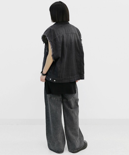 minsobi（ミンソビ）の「レイヤードロングタンクトップ（タンクトップ・メンズ・ブラック/ホワイト・FREE）」の11枚目の写真