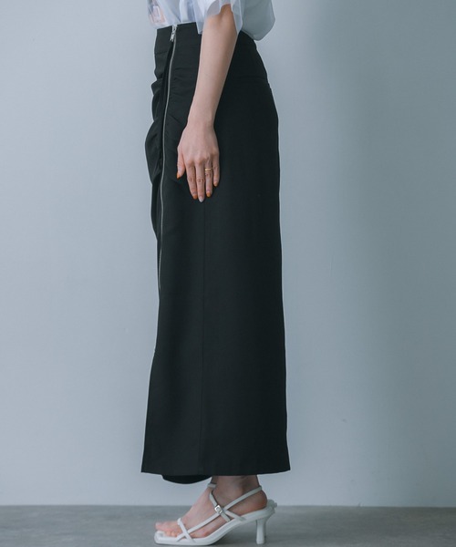 HEYUMM（ヘユム）の「ジップデザインナロースカート（スカート・レディース・ネイビー/ブラック/ライトベージュ・SMALL/MEDIUM）」の7枚目の写真