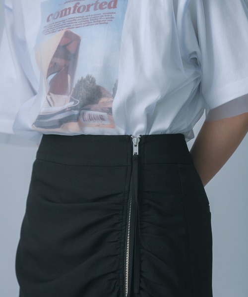 HEYUMM（ヘユム）の「ジップデザインナロースカート（スカート・レディース・ネイビー/ブラック/ライトベージュ・SMALL/MEDIUM）」の11枚目の写真