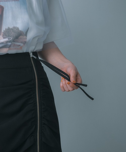 HEYUMM（ヘユム）の「ジップデザインナロースカート（スカート・レディース・ネイビー/ブラック/ライトベージュ・SMALL/MEDIUM）」の12枚目の写真