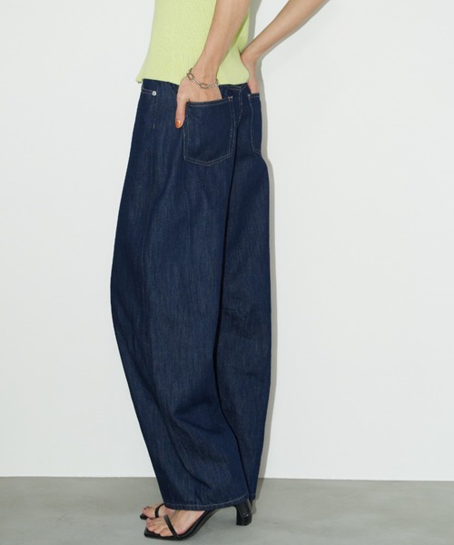 Auntie Rosa Holiday（アンティローザホリデー）の「カーブデニム（デニムパンツ・レディース・キナリ/インディゴブルー/ブラック・マルチサイズ）」の6枚目の写真