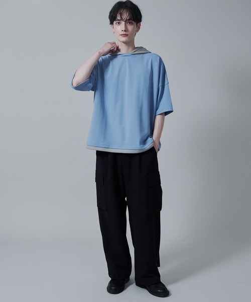 LUCY（ルーシー）の「LUCY/フェイクレイヤードフードT（パーカー・メンズ・ブルー/ダークグレー/ライトグレー・MEDIUM/LARGE）」の21枚目の写真