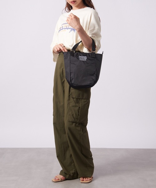 FREDRIK PACKERS(フレドリックパッカーズ)の「【FREDRIK PACKERS】210D + 600D MISSION TOTE XS(ショルダーバッグ・レディース・カーキ/ブラック/チャコールグレー/ブラック系その他2・FREE)」の20枚目の写真