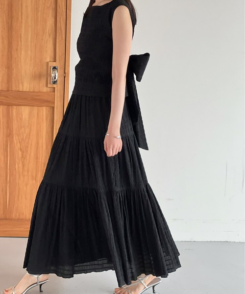 Olu.(オルドット)の「ランダムギャザーセットアップ(セットアップ・レディース・クリーム/ブラック・FREE)」の3枚目の写真