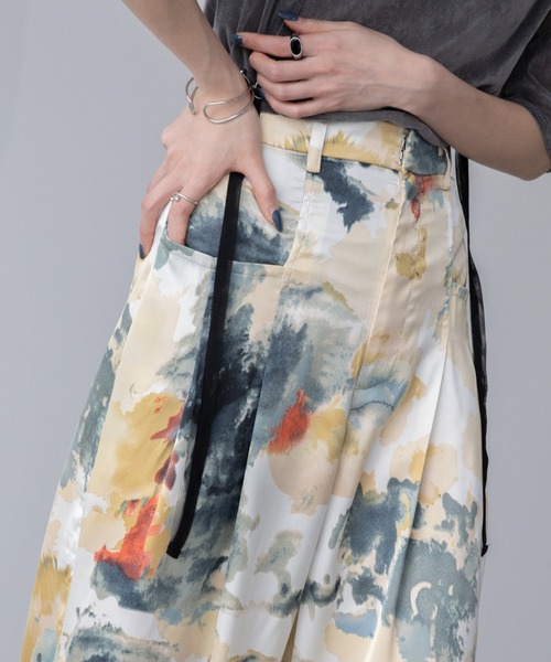 VACANCY（ヴァカンシー）の「サイドポケットワイドイージースラックスパンツ（スラックス・レディース・オフホワイト/チャコールグレー/ブルー・SMALL/MEDIUM/LARGE）」の8枚目の写真