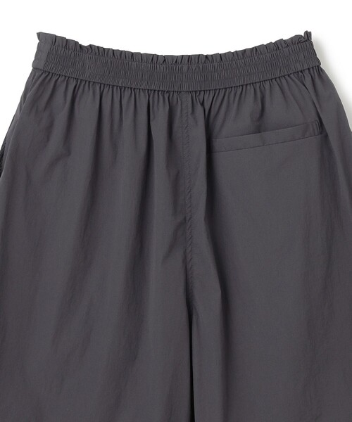 UNFILO（アンフィーロ）の「Light Move ショートパンツ（その他パンツ・レディース・こしょう色系/ブラック系・SMALL/MEDIUM）」の16枚目の写真