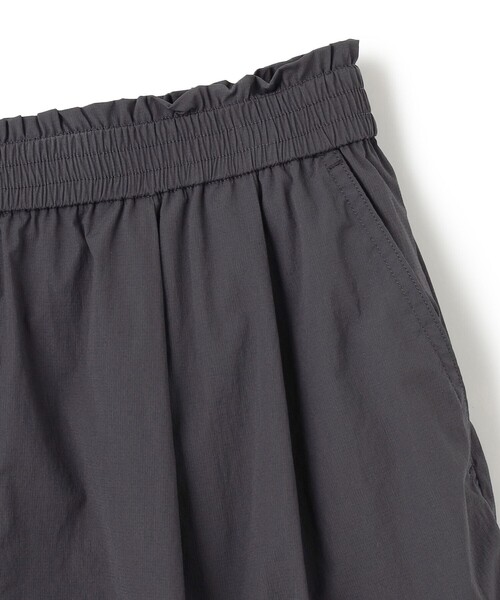 UNFILO（アンフィーロ）の「Light Move ショートパンツ（その他パンツ・レディース・こしょう色系/ブラック系・SMALL/MEDIUM）」の17枚目の写真