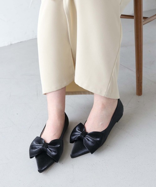 CLEIO(クレイオ)の「【CLEIO】リボンパンプス(パンプス・レディース・アイボリー/ブラック・22.5/23/23.5/24)」の6枚目の写真