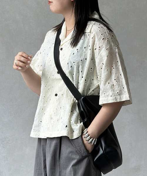 CPCM(シーピーシーエム)の「フラワーレース半袖シャツ(シャツ/ブラウス・メンズ・アイボリー/オレンジ/グリーン・MEDIUM/SMALL/LARGE)」の11枚目の写真