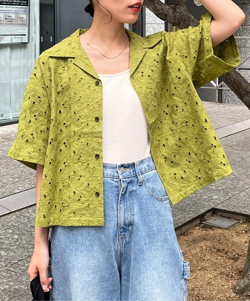 CPCM（シーピーシーエム）の「フラワーレース半袖シャツ（シャツ
