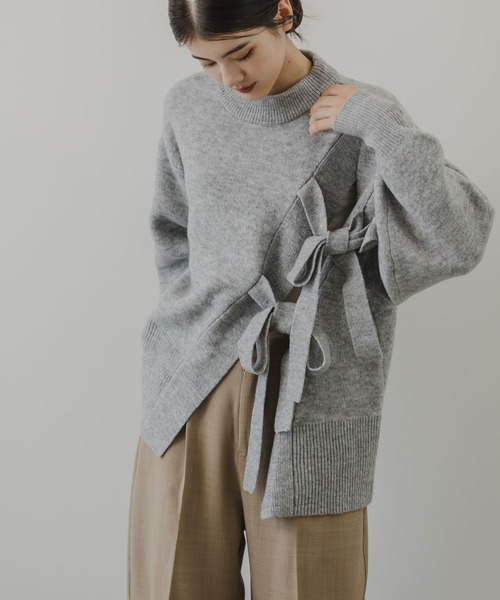 rectangle（レクタングル）の「Wリボンスリットニット（ニット/セーター・レディース・グレー/ピンク/サックスブルー/アイボリー・FREE）」の5枚目の写真