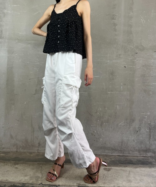 tolene(トレネ)の「ワイドシルエット サイドポケット カーゴパンツ(カーゴパンツ・レディース・ホワイト/ピンク/グリーン/ブラック・FREE)」の10枚目の写真