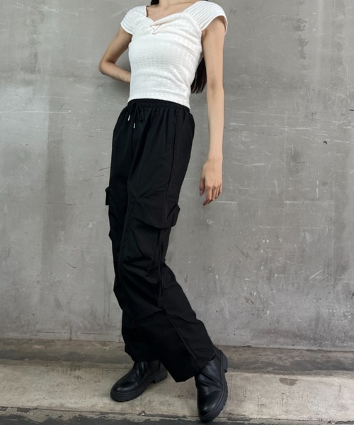 tolene(トレネ)の「ワイドシルエット サイドポケット カーゴパンツ(カーゴパンツ・レディース・ホワイト/ピンク/グリーン/ブラック・FREE)」の17枚目の写真