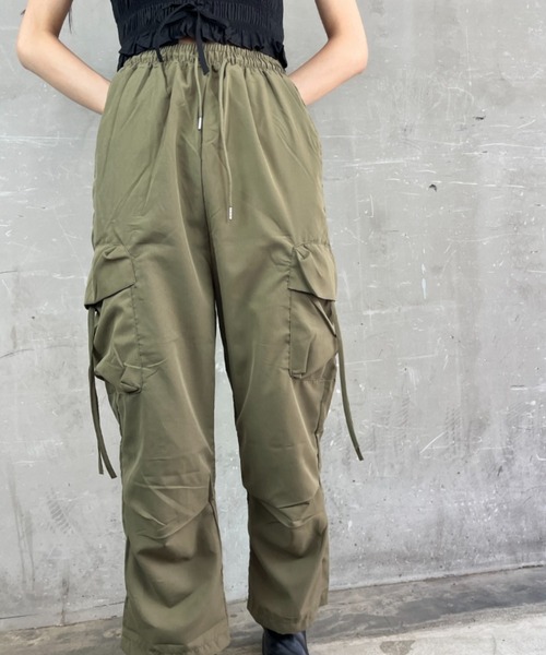 tolene(トレネ)の「ワイドシルエット サイドポケット カーゴパンツ(カーゴパンツ・レディース・ホワイト/ピンク/グリーン/ブラック・FREE)」の20枚目の写真