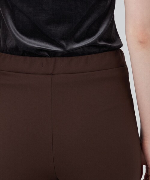 MACPHEE（マカフィー）の「レーヨンナイロン ピンタックレギンス（レギンス/スパッツ・レディース・ダークブラウン/ブラック・36）」の5枚目の写真