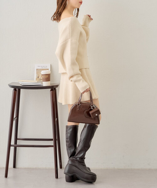 Chico（チコ）の「【5色展開/500mlペットボトル収納可】チャーム付ミニボストンバッグ（ボストンバッグ・レディース・ピンクベージュ/アイボリー/ブラック/レッド/ブラウン・FREE）」の21枚目の写真