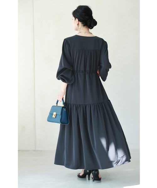 cawaii（カワイイ）の「無地でも華やかな ティアードロングワンピース（ワンピース・レディース・ネイビー/オレンジ・FREE）」の13枚目の写真