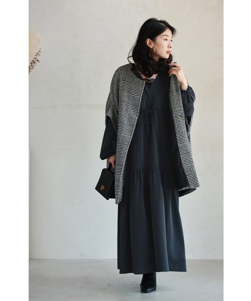 cawaii（カワイイ）の「無地でも華やかな ティアードロングワンピース（ワンピース・レディース・ネイビー/オレンジ・FREE）」の17枚目の写真