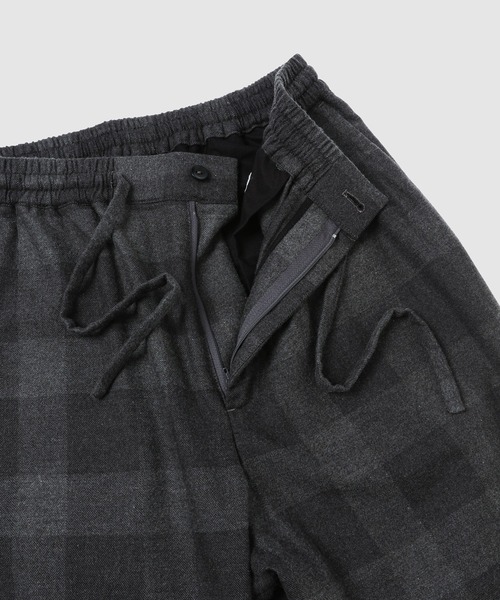 WhoWhat(フーワット)の「BLOCK CHECK WIDE PANTS(その他パンツ・メンズ・ダークグレー・M)」の3枚目の写真