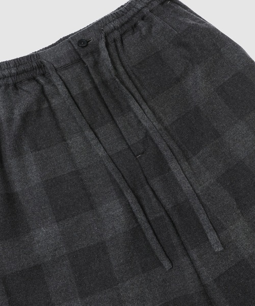 WhoWhat(フーワット)の「BLOCK CHECK WIDE PANTS(その他パンツ・メンズ・ダークグレー・M)」の5枚目の写真