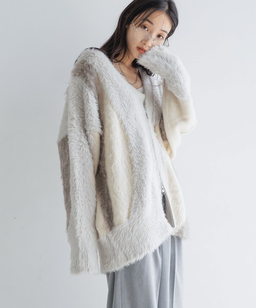 LOWRYS FARM（ローリーズファーム）の「シャギーＺＩＰカーディガンロングスリーブ　150553（カーディガン/ボレロ・レディース・ピンク/グレー/ホワイト/グレー系その他/ネイビー・FREE）」の12枚目の写真