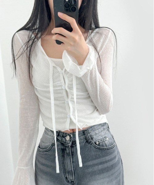 gossip！ロサンゼルス（ゴシップロサンゼルス）の「Y2K ベルスリーブシアーストラップカーディガン（Tシャツ/カットソー・レディース・ピンク/オフホワイト/ブルー/イエロー・FREE）」の7枚目の写真