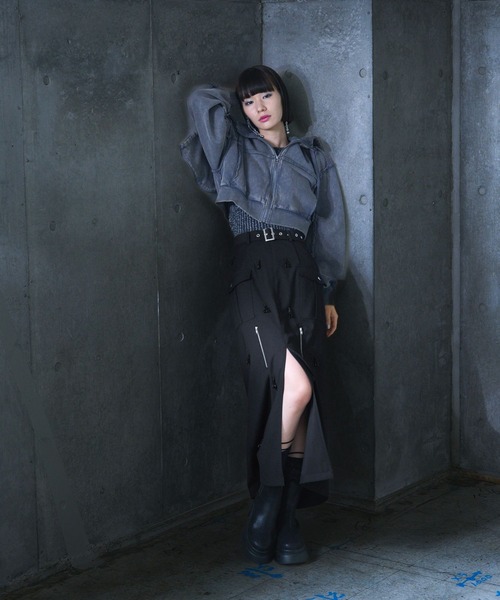 HARE（ハレ）の「【EDGY MODE SET UP対応】ビジューポケットスカート(HARE)（スカート・レディース・ブラック・FREE）」の4枚目の写真