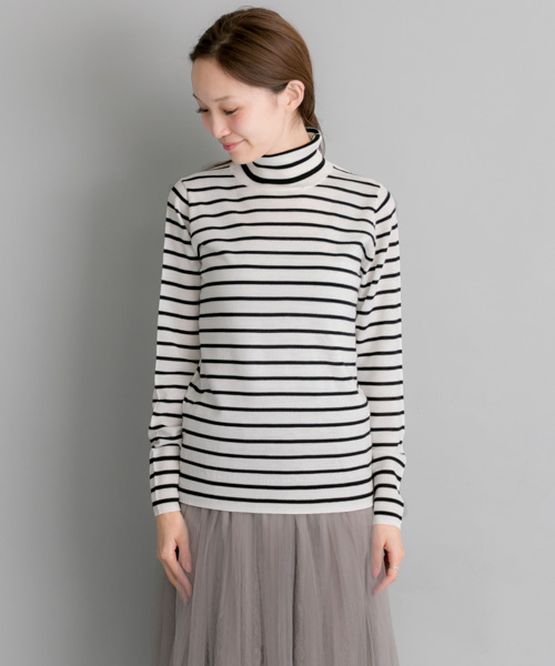 URBAN RESEARCH（アーバンリサーチ）の「UR タートルネックニット（ニット/セーター・レディース・ホワイト系その他/ブラック/オフホワイト/グレー・FREE）」の7枚目の写真