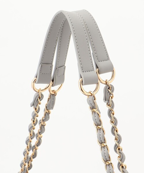 ANY SIS（エニィスィス）の「フェイクファーチェーン トートバッグ（ショルダーバッグ・レディース・ライトグレー系/ダークブラウン系・2）」の8枚目の写真