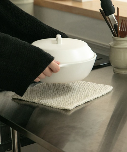 Cinq（シンク）の「CINQ　Solwang ポットホルダー（キッチンツール・レディース・インディゴブルー/グレー系その他/アイボリー・-）」の4枚目の写真