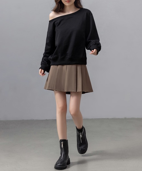 DAY CLOSET（デイ クローゼット）の「【ショート丈/そのまま肩出しワンショル】長袖 2WAY オフショルダー スウェット トレーナー レディース（スウェット・レディース・グレー/アイボリー/ブラック・FREE）」の17枚目の写真