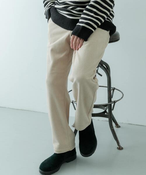 ITEMS URBANRESEARCH（アイテムズ アーバンリサーチ）の「裏フリース ボンディングコーデュロイパンツ（その他パンツ・メンズ・ライトベージュ/ブラック/ブラウン・SMALL/MEDIUM/LARGE）」の5枚目の写真